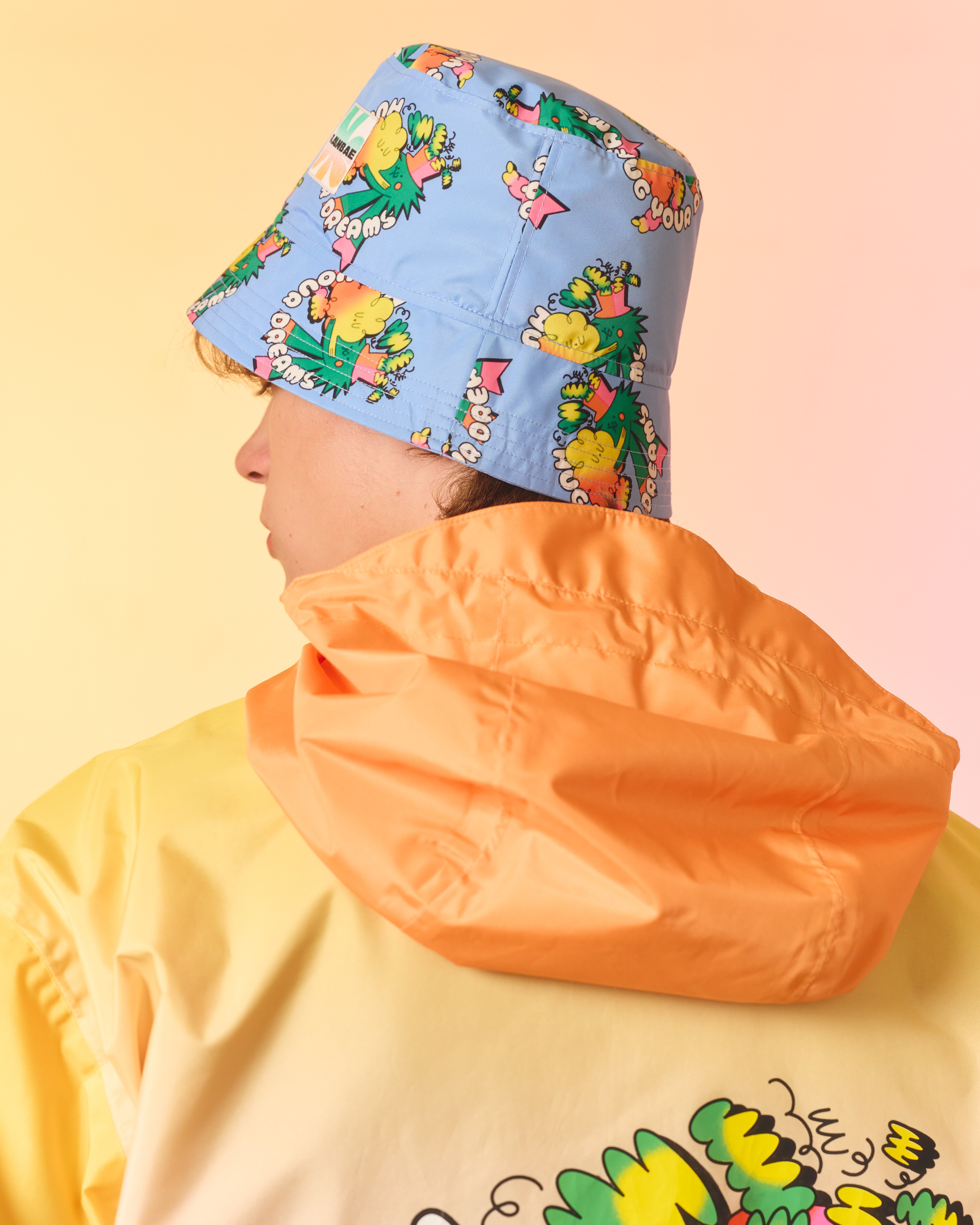 Hug Your Dream Bucket Hat